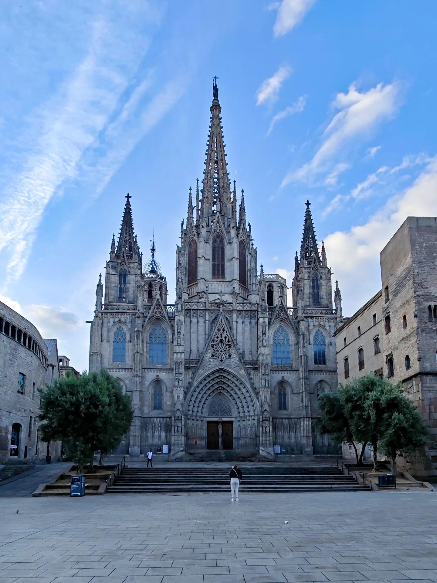 Catedral interior morning light