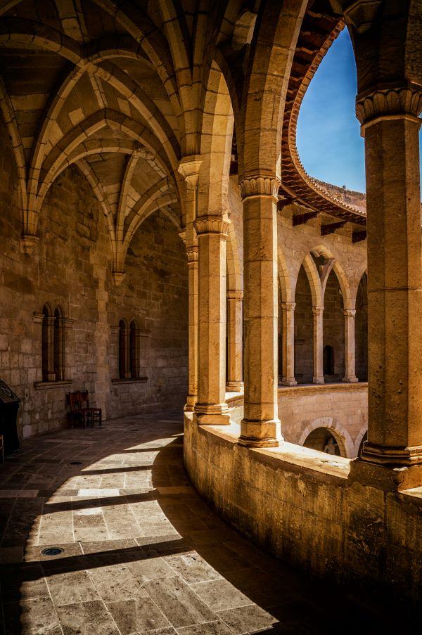 Castell de Bellver exterior