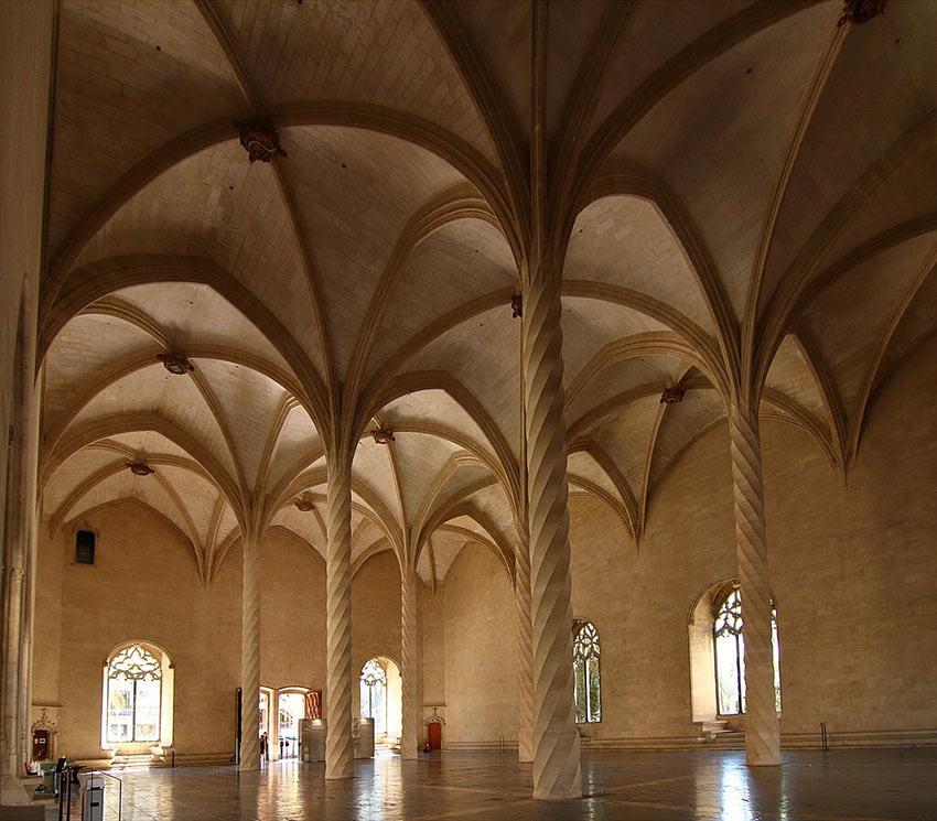 Sa Llotja Palma Gothic architecture interior columns