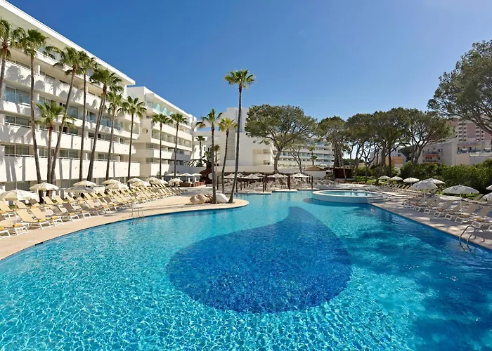 Iberostar Waves Cristina